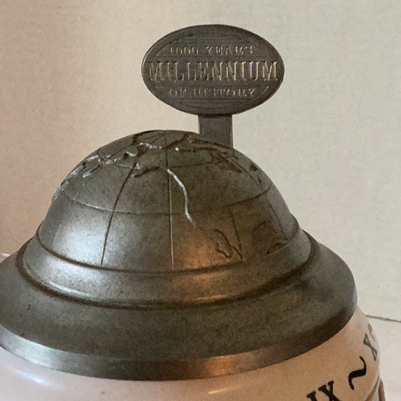 Avon beer stein , millennium 1000-2000, nice. - Picture 6 of 6